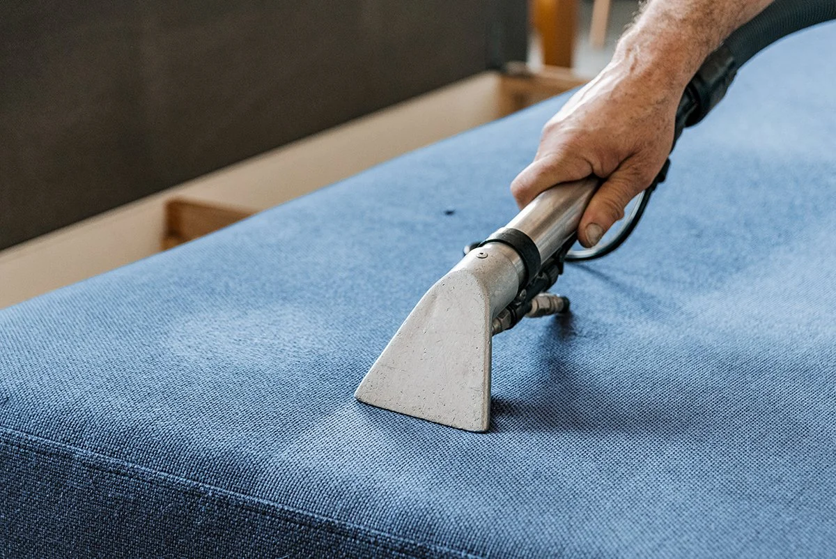 Upholstery steam cleaning